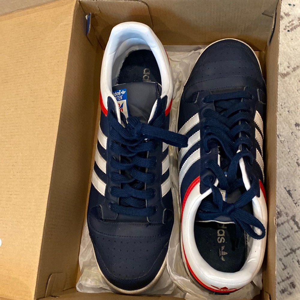 Mens adidas super star top ten.